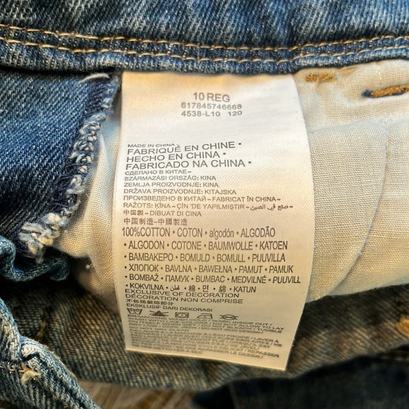 Levi's Girl's Size 10 Girl Overalls Shorts Shortalls Jean Denim Blue Medium Wash - Picture 6 of 8